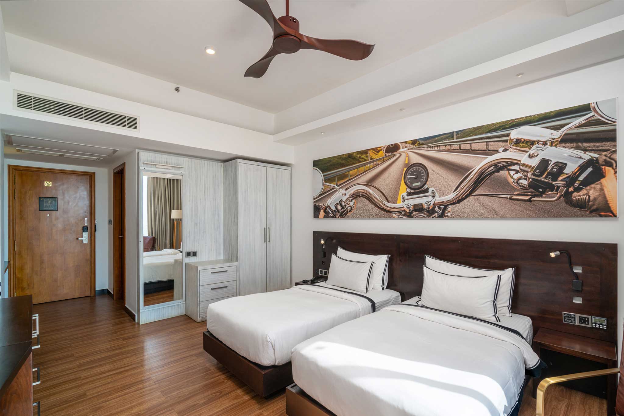 Regal Reseau Hotel & Spa