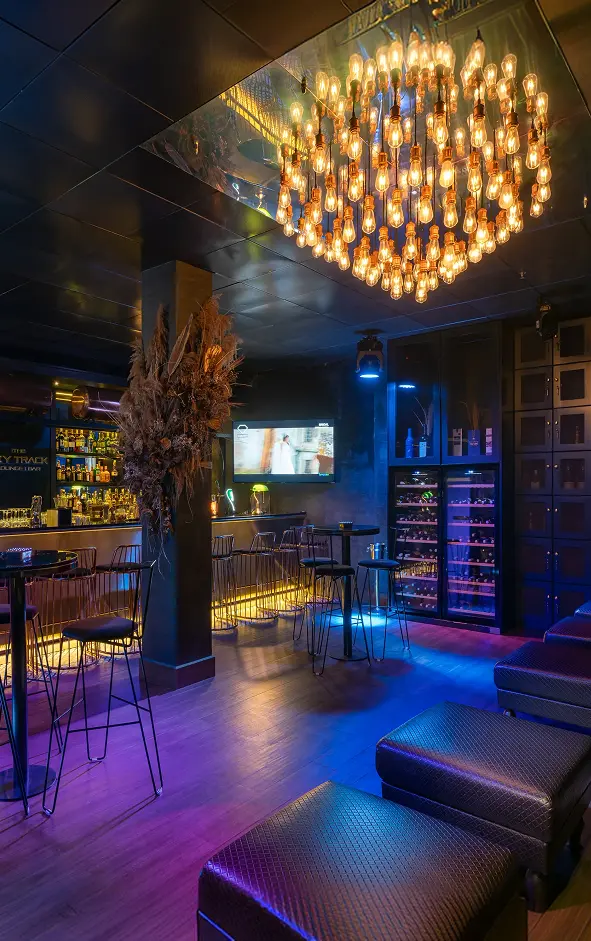 Regal Réseau luxury hotel interior